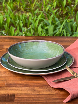 Outdoor Retreat Dinnerware