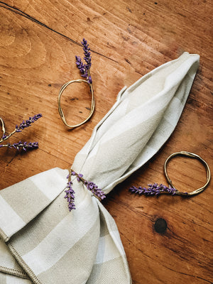 Table Art Napkin Rings, 3 Styles Set of 4