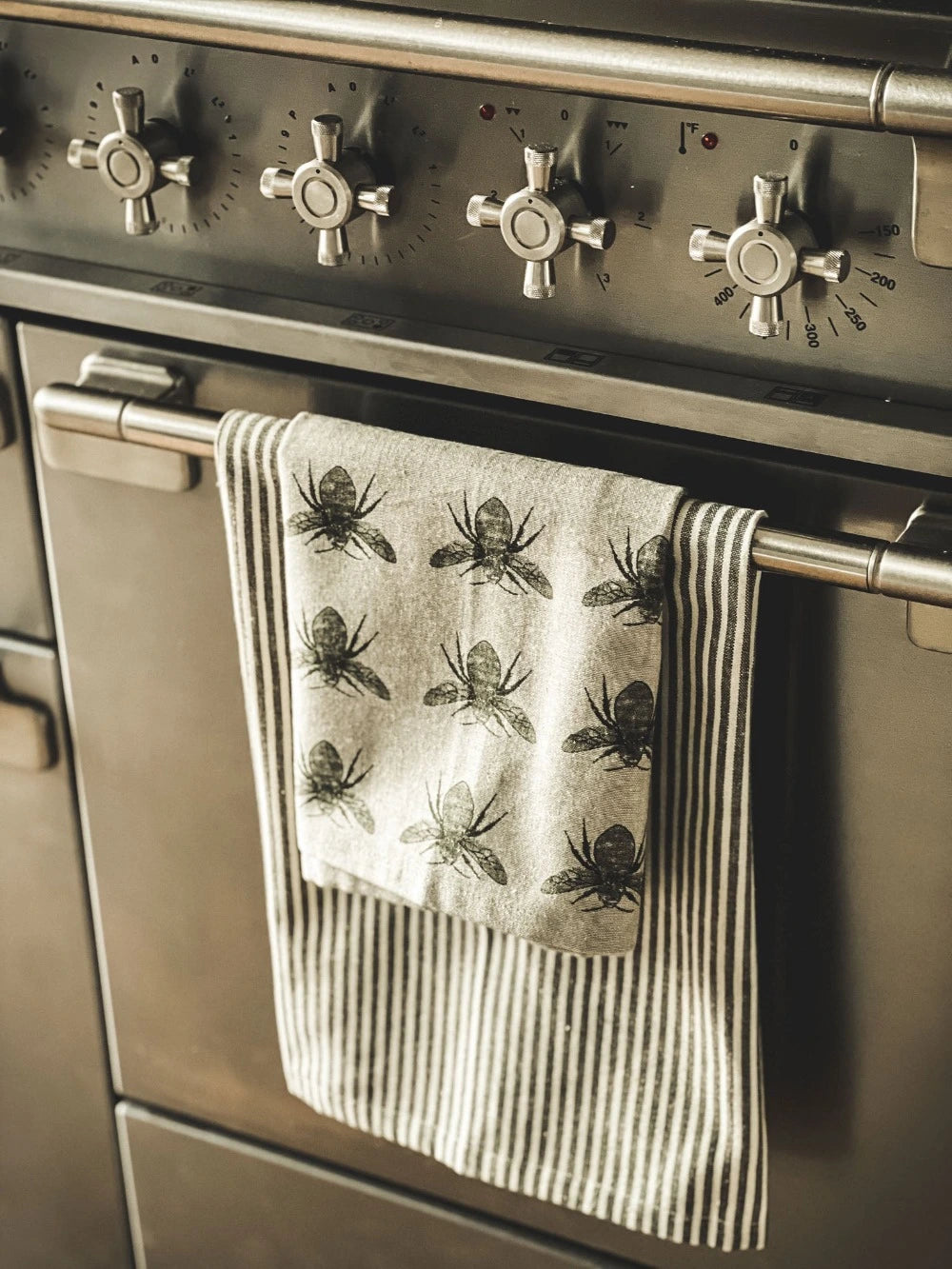 Rustic Bee Tea Towel Set