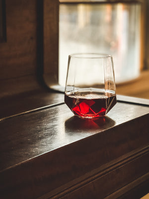 Facet Stemless Wine Glass